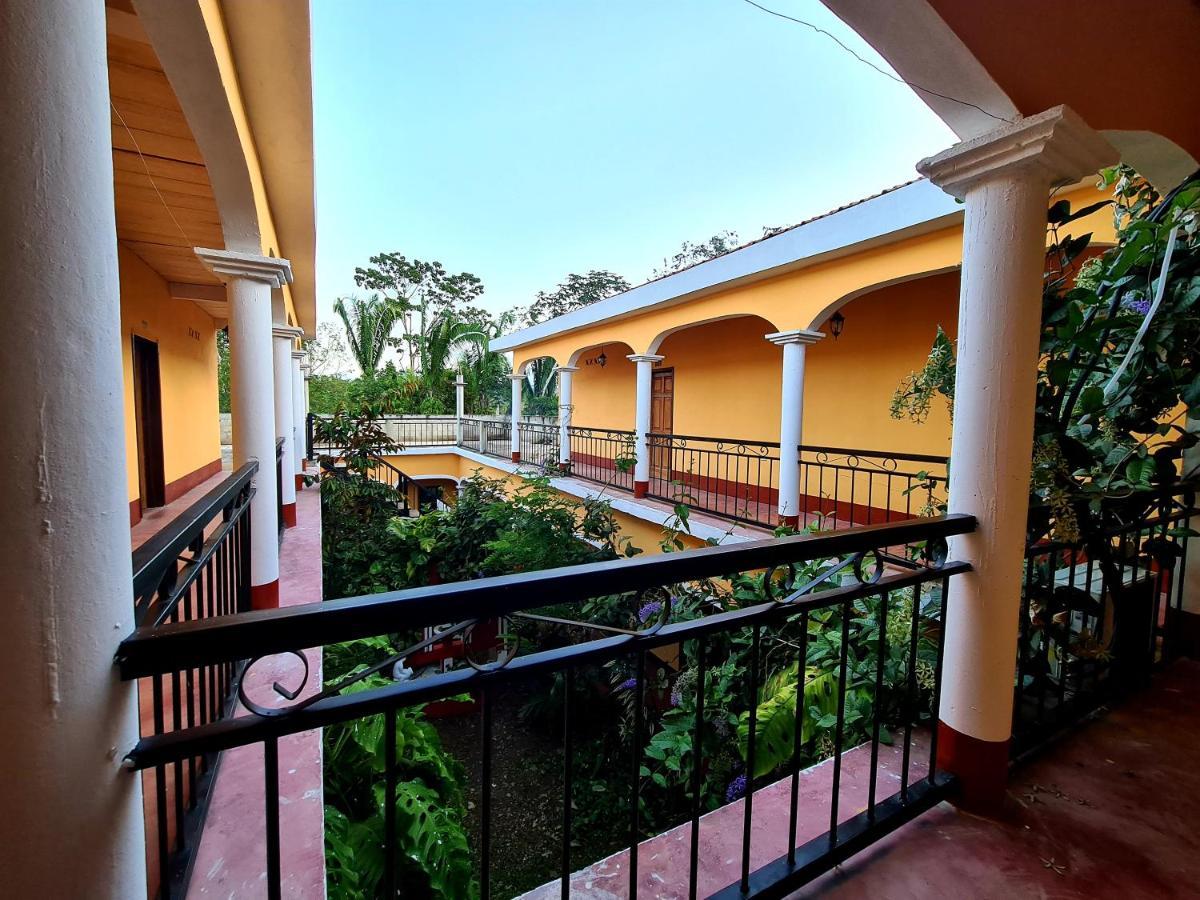 Hotel Villa Santa Elena Chahal Buitenkant foto